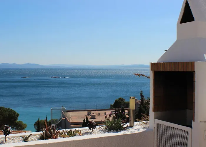 Santa Barbara Apartment