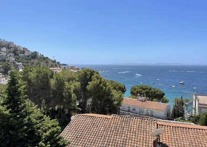 Апартаменты Santa Barbara *